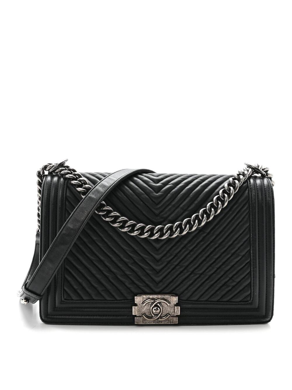 Chanel Wrinkled Lambskin Chevron #334339C21B